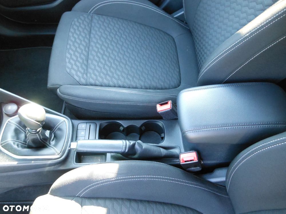 Ford Fiesta 1.0 EcoBoost Hybrid S&S TITANIUM - 21