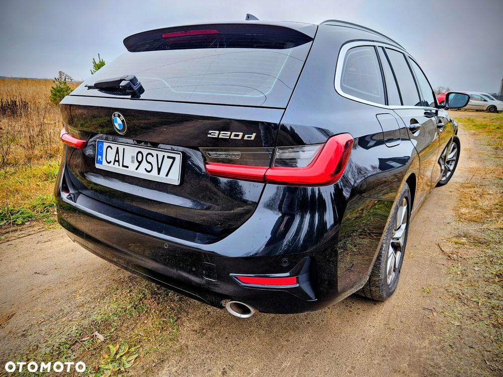 BMW Seria 3 320d Sport Line Shadow - 3