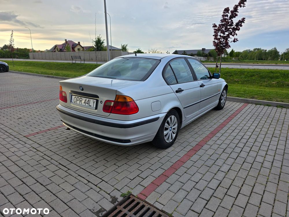 BMW Seria 3 - 3