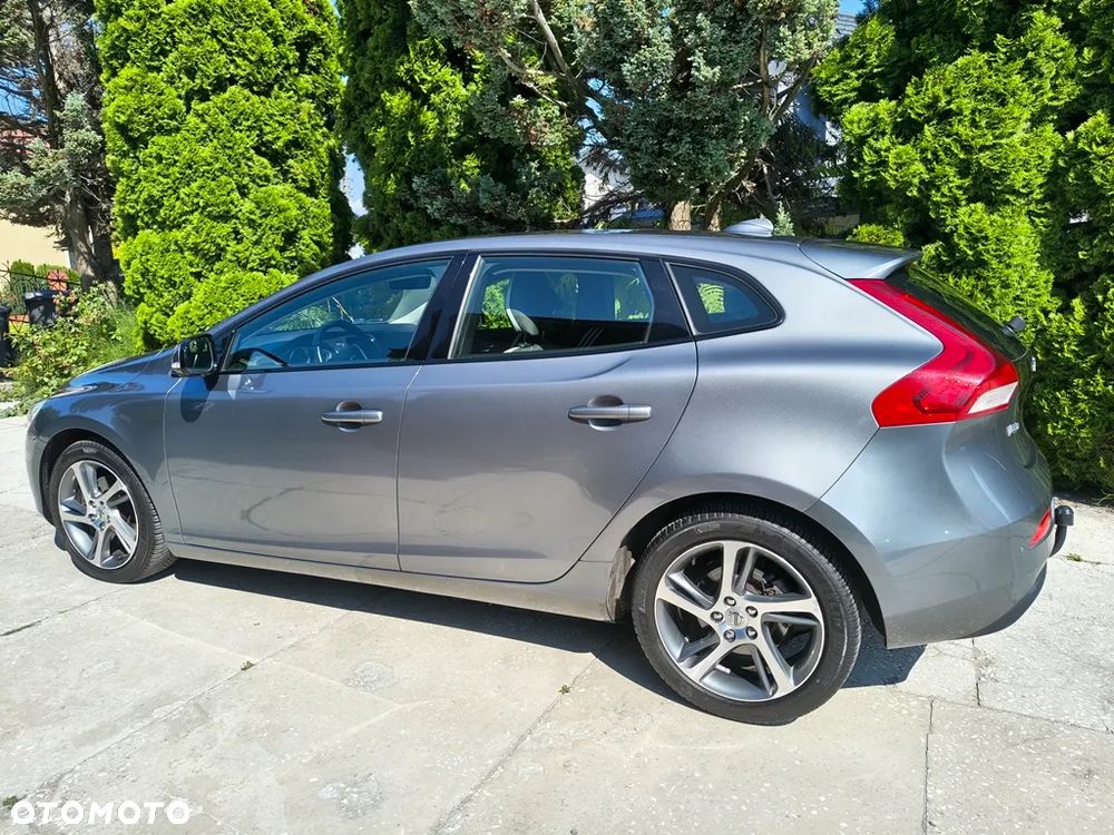 Volvo V40 T2 Linje Svart - 5