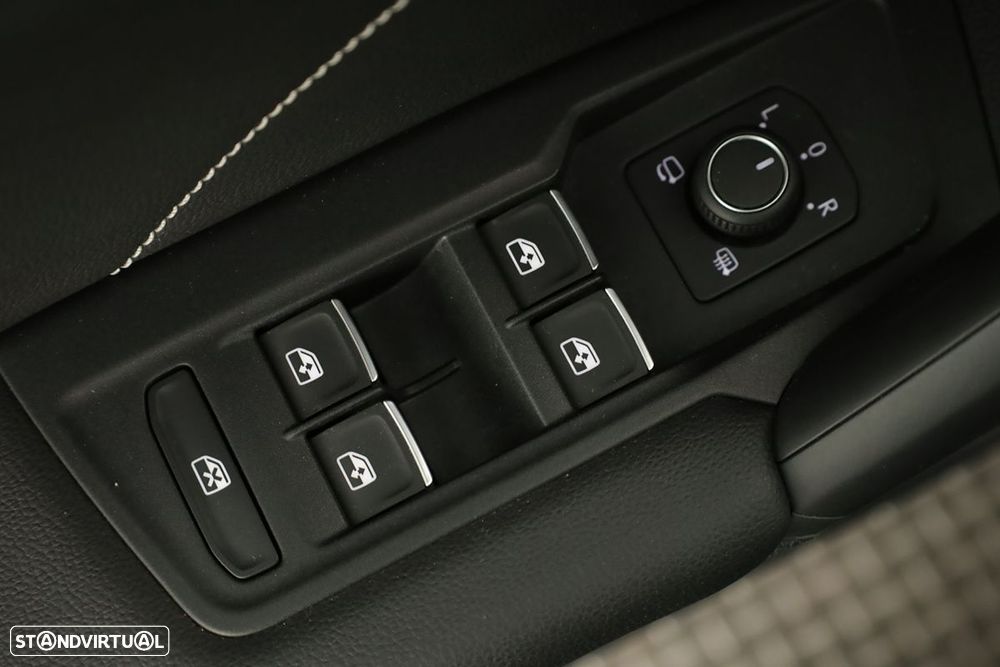 VW Tiguan 1.4 TSI eHybrid R-Line DSG - 20