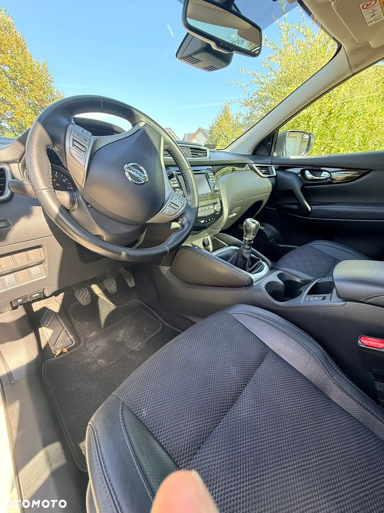 Nissan Qashqai 1.6 DIG-T Tekna - 6