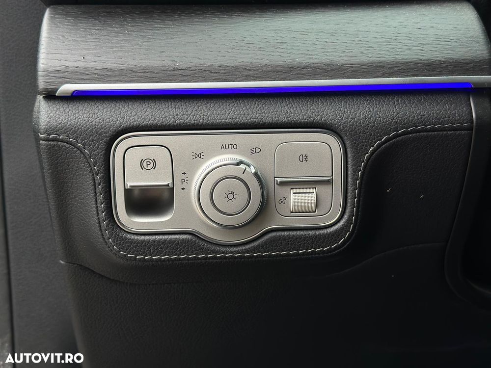 Mercedes-Benz GLE 300 d 4MATIC 9G-TRONIC AMG Line - 13