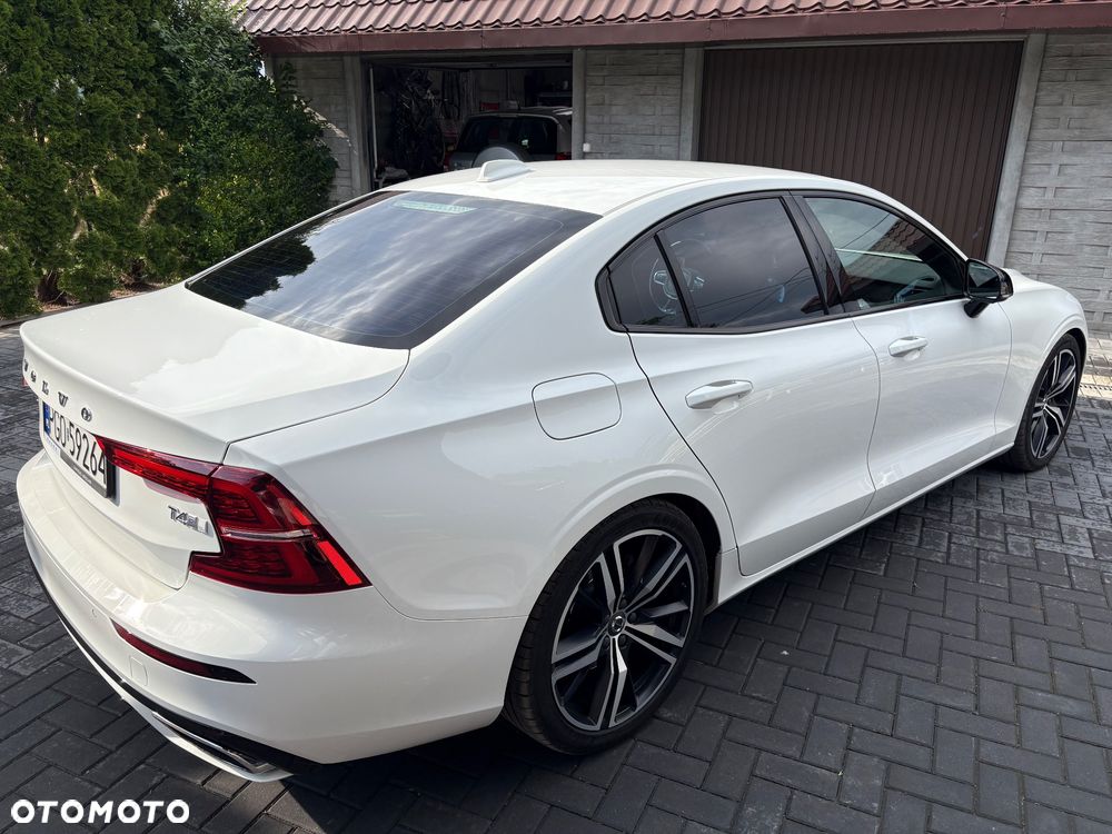 Volvo S60 T4 R-Design - 4