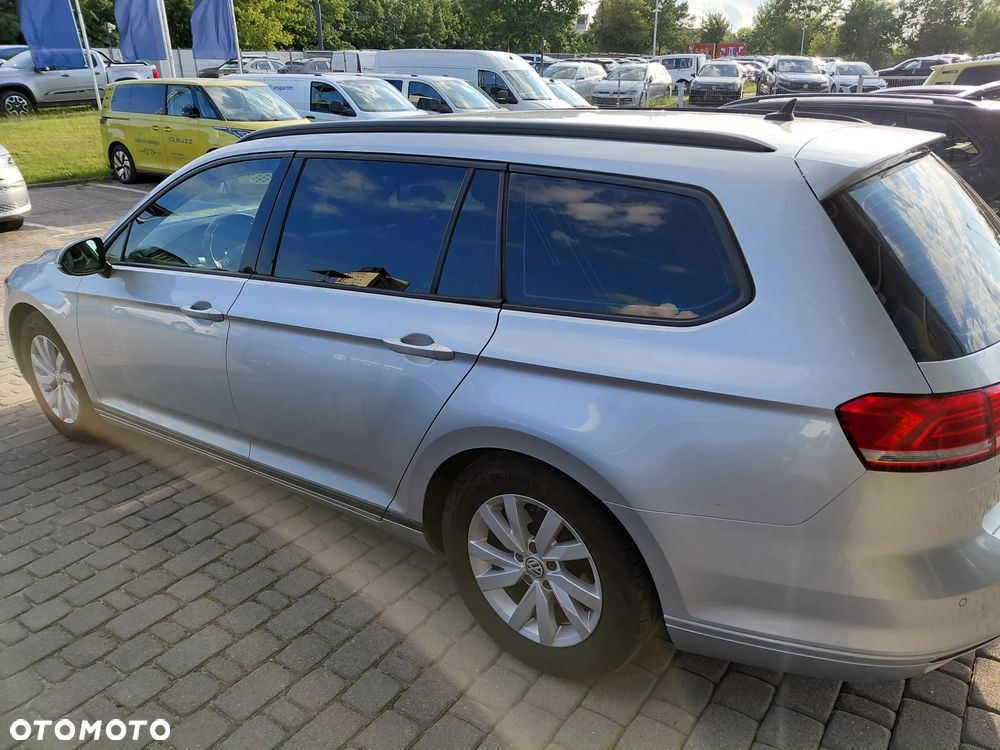 Volkswagen Passat 1.4 TSI BMT Trendline - 22