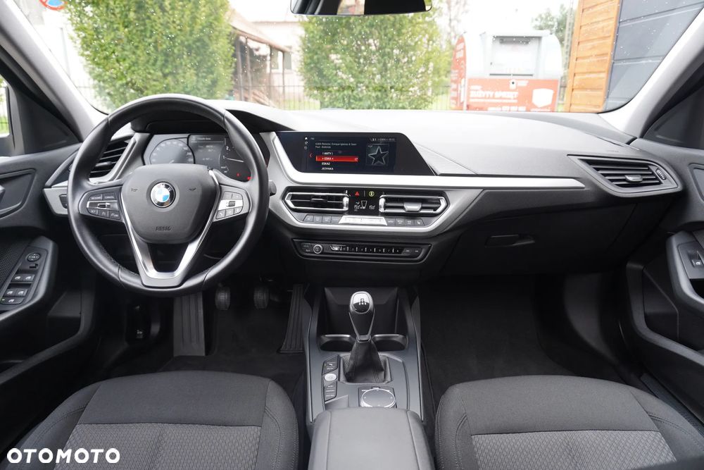 BMW Seria 1 116i Advantage - 8