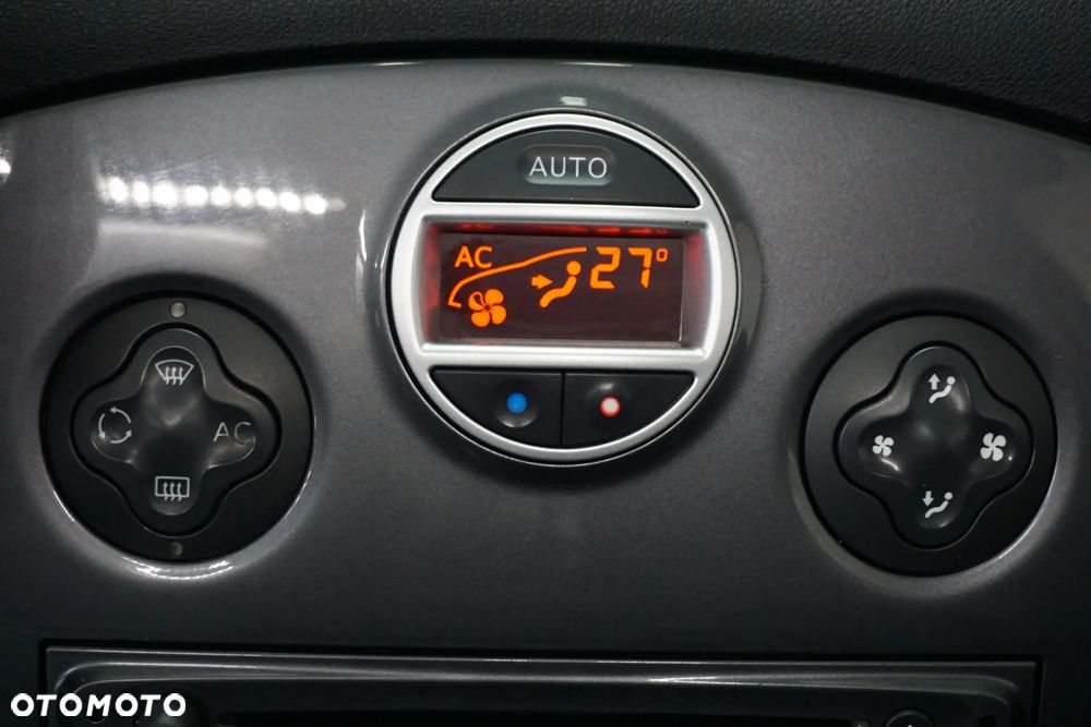 Renault Clio 1.5 dCi 85 FAP Dynamique - 23