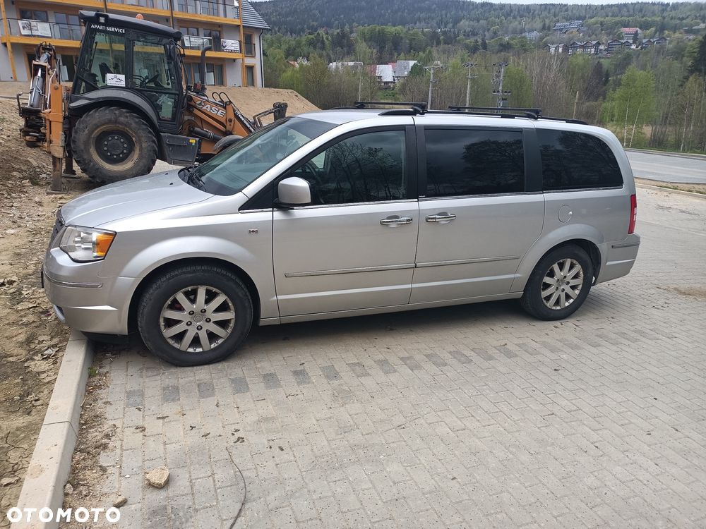 Chrysler Grand Voyager - 1