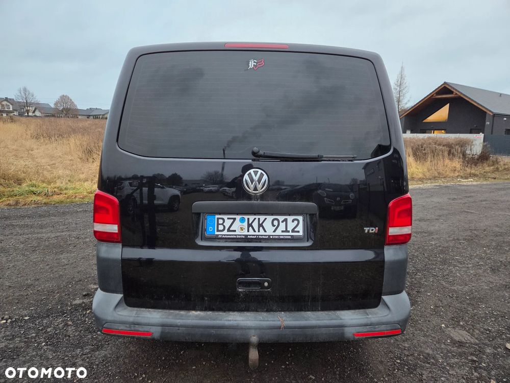 Volkswagen Caravelle - 6