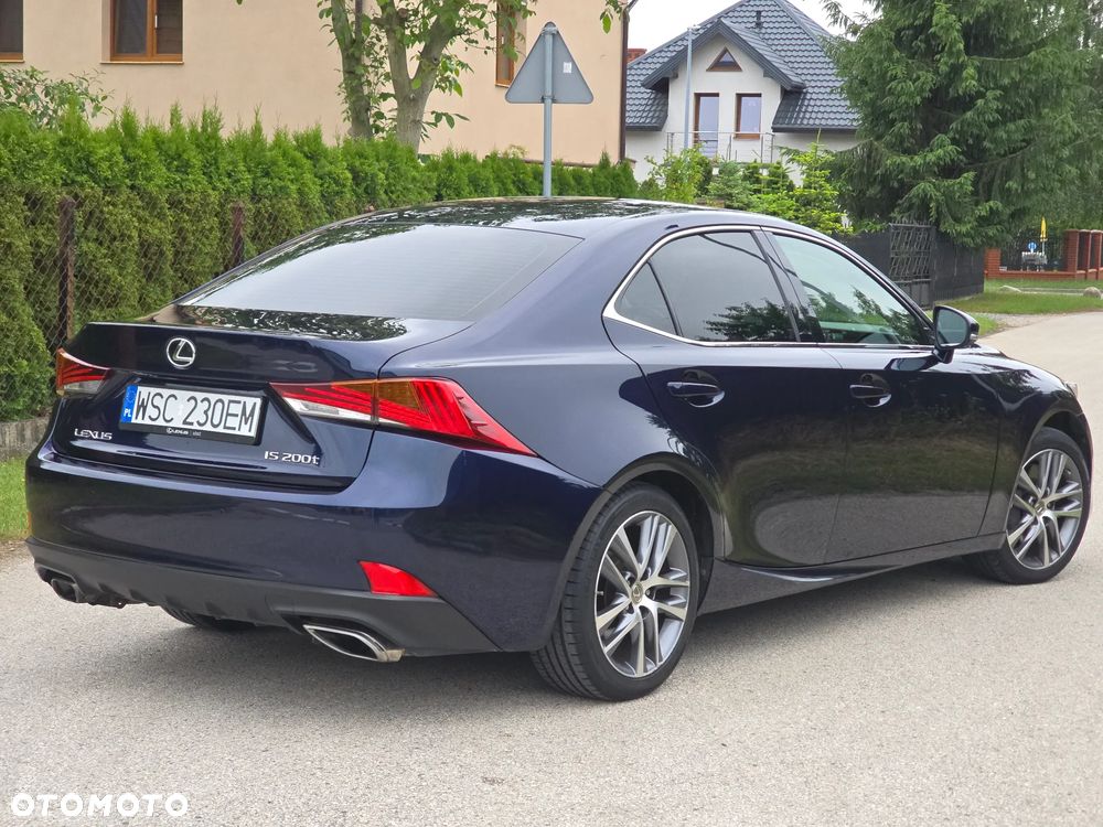 Lexus IS 200t / 300 Prestige - 1
