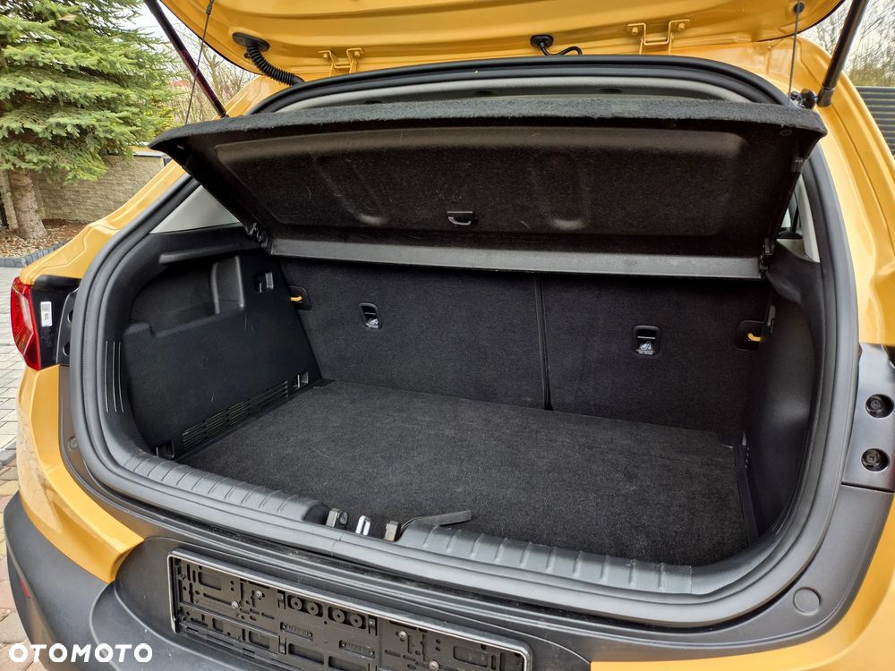 Kia Stonic 1.2 L Business Line - 24