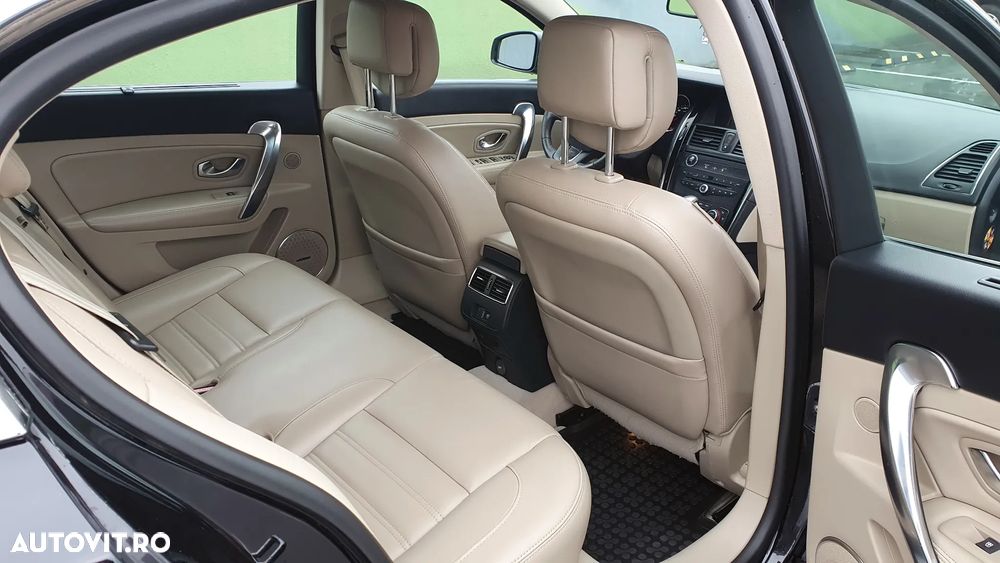 Renault Latitude 2.0 dCi Initiale Aut. - 8