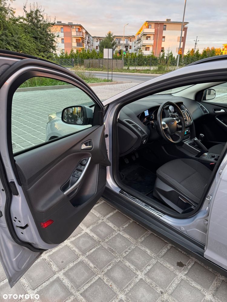 Ford Focus 1.0 EcoBoost STart-Stopp-System TITANIUM - 10