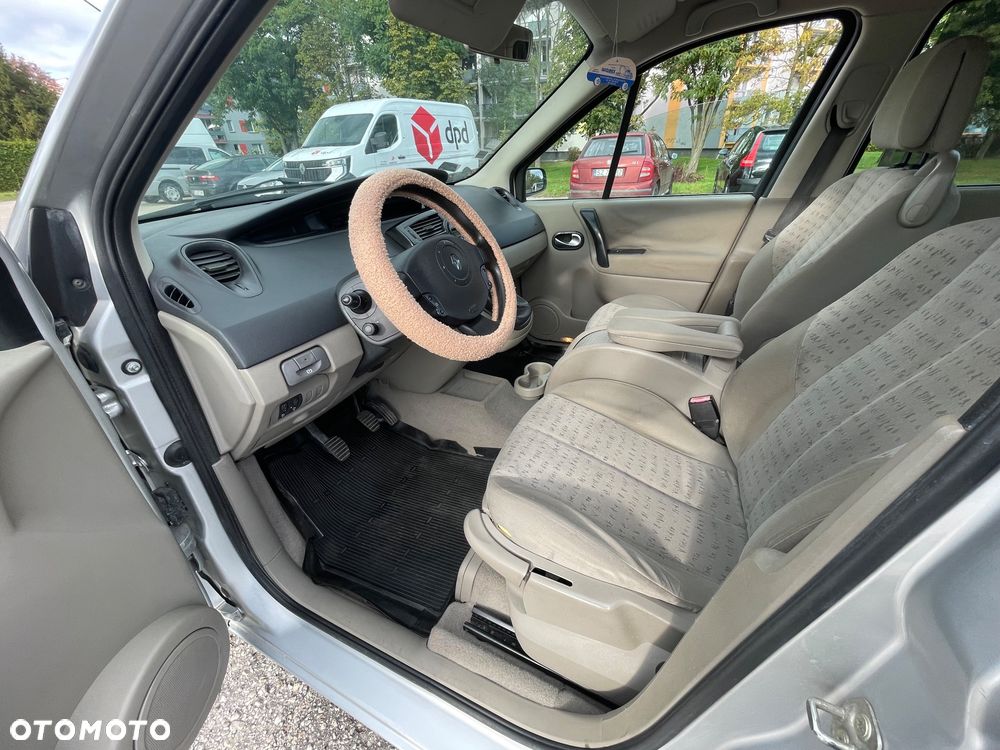 Renault Scenic - 13