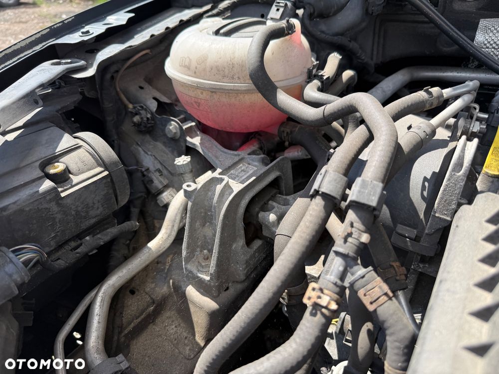 Volkswagen Golf - 17