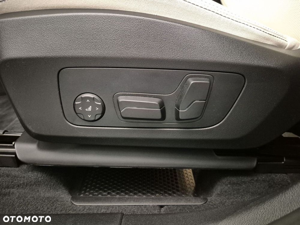 BMW X1 xDrive20d mHEV M Sport sport - 23