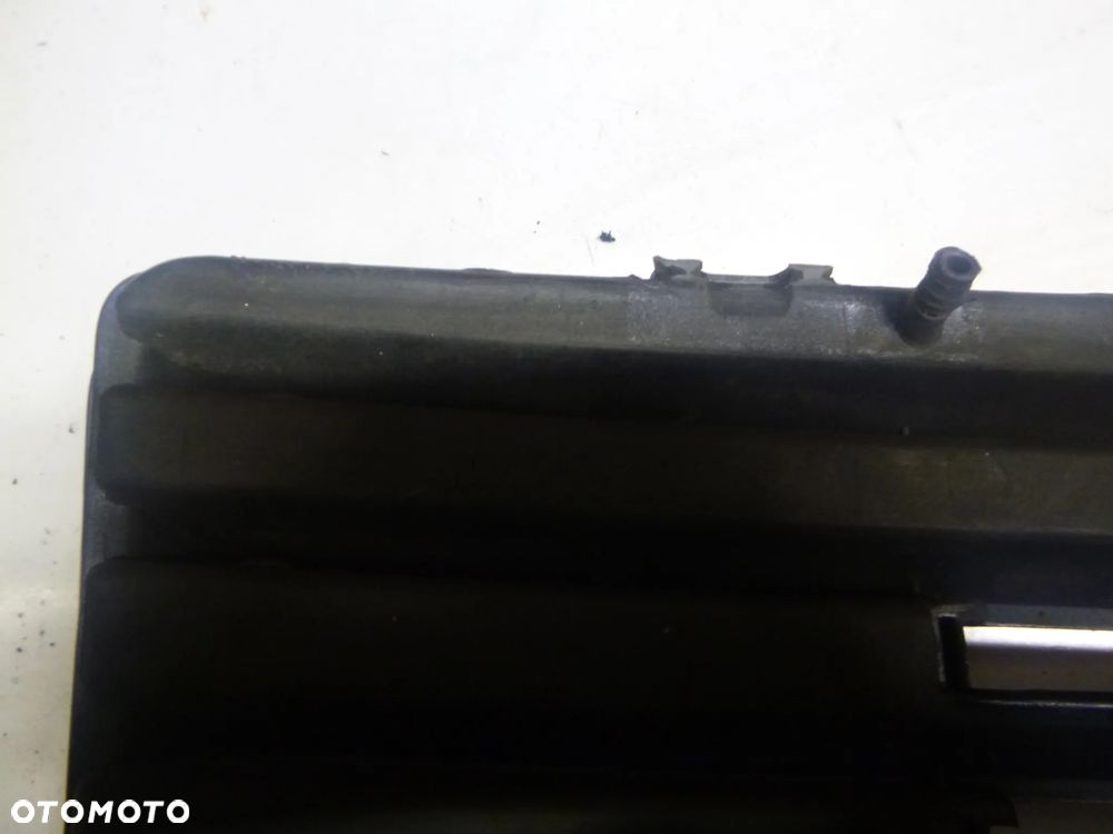 GRILL ATRAPA DODGE CALIBER 2006r 4001-01A-PM - 3