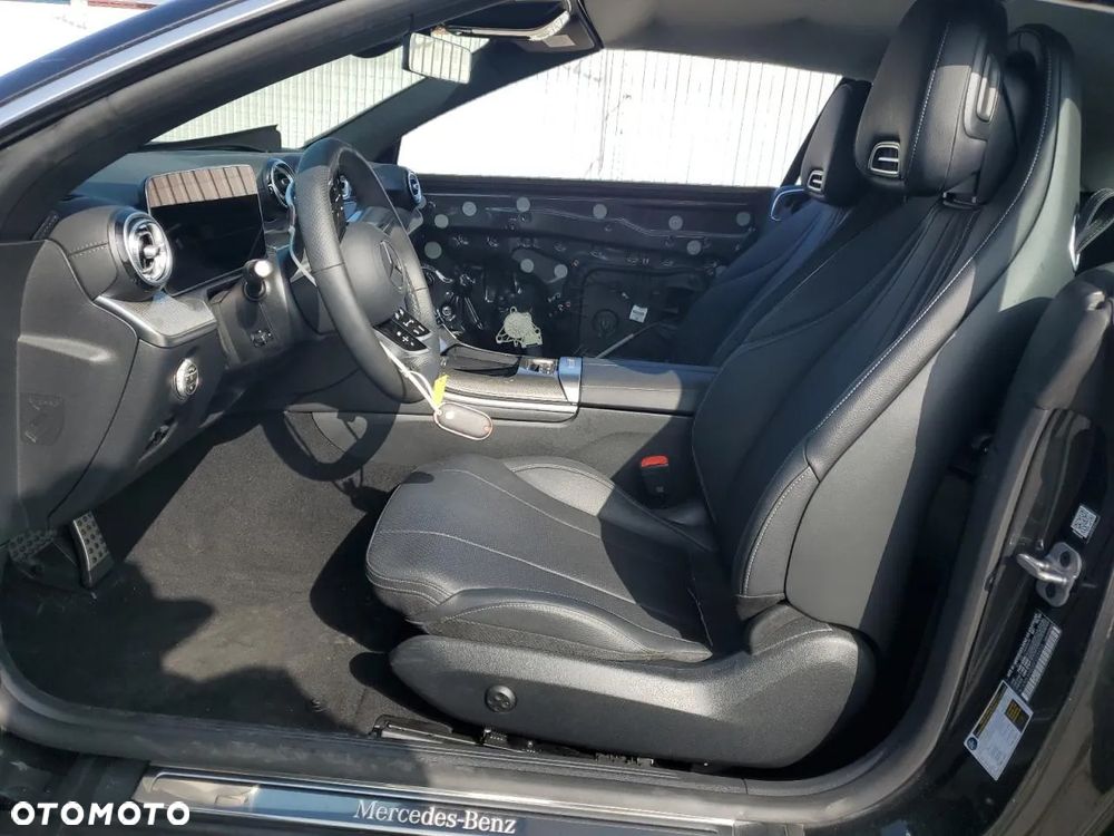 Mercedes-Benz CLE - 7