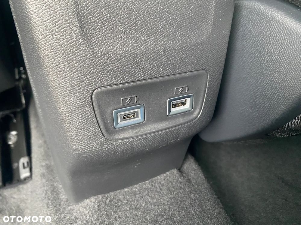 Peugeot 2008 PureTech mHEV Allure e-DCS6 - 19