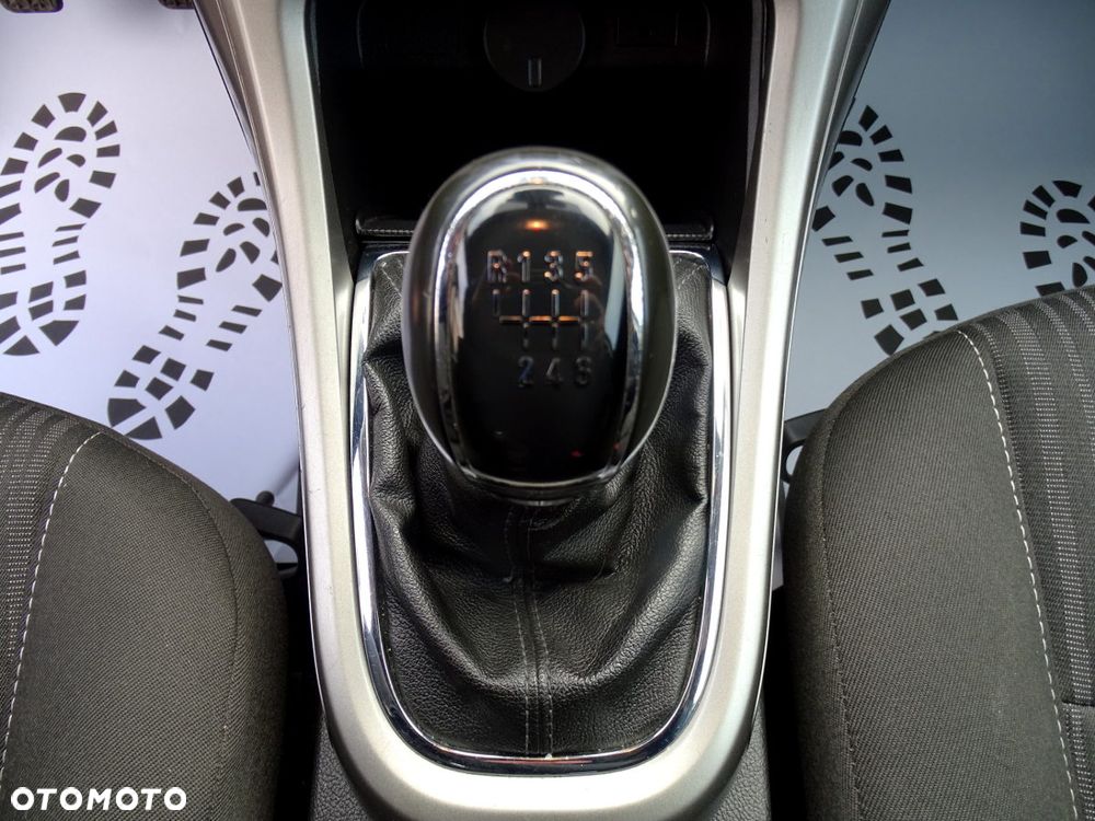 Opel Astra 1.4 Turbo - 19