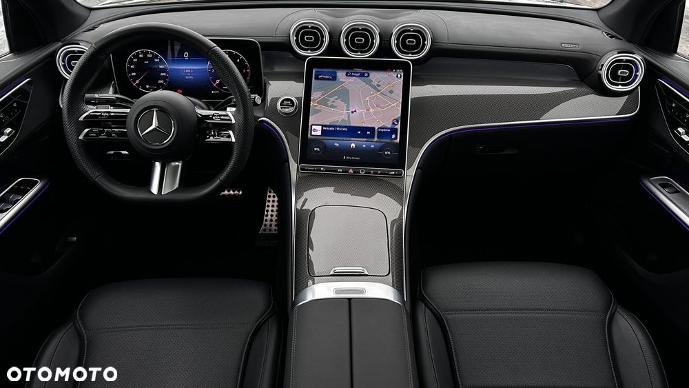 Mercedes-Benz GLC - 24