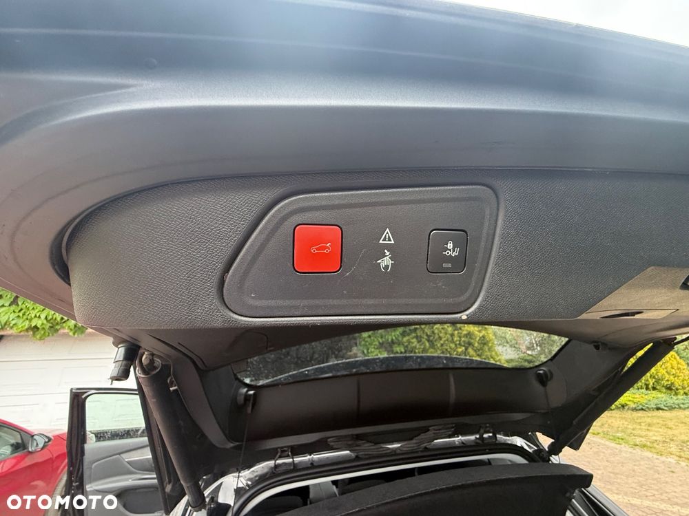 Peugeot 3008 1.5 BlueHDi GT S&S EAT8 - 10