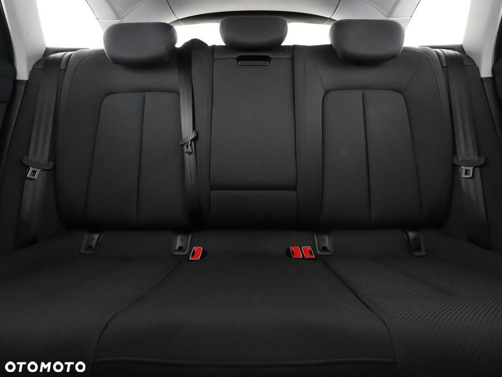 Audi A6 Avant 40 TDI mHEV S tronic - 19