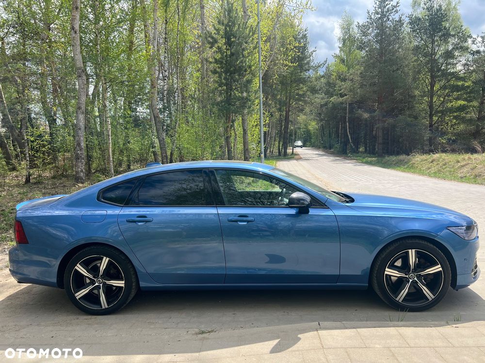 Volvo S90 T8 AWD Plug-In Hybrid R-Design - 3
