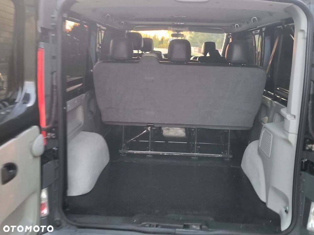 Renault Trafic - 10
