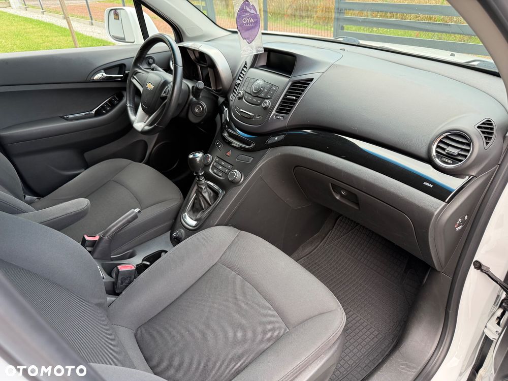 Chevrolet Orlando - 22