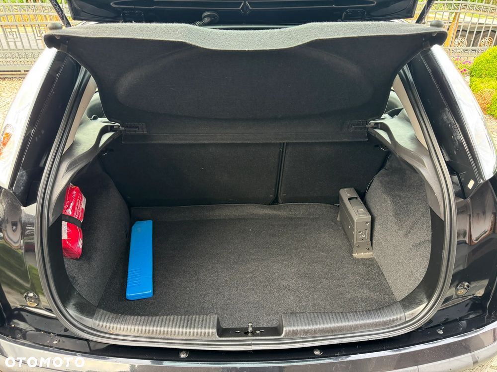 Ford Focus 1.6 16V Style - 33