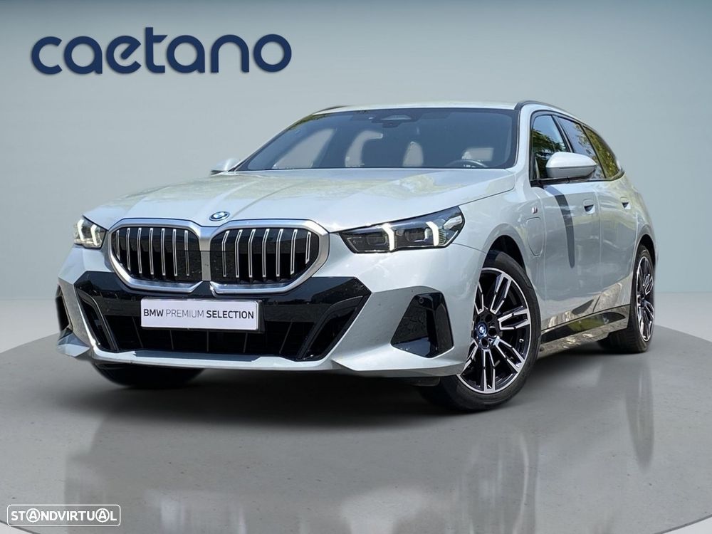 BMW 530 e Pack Desportivo M - 1
