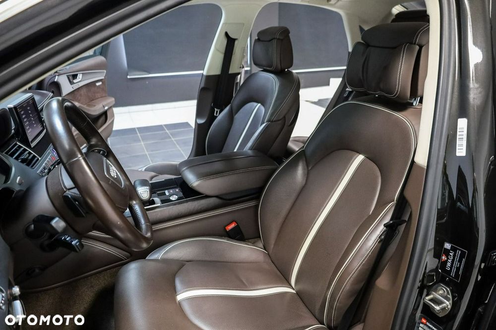 Audi A8 - 22