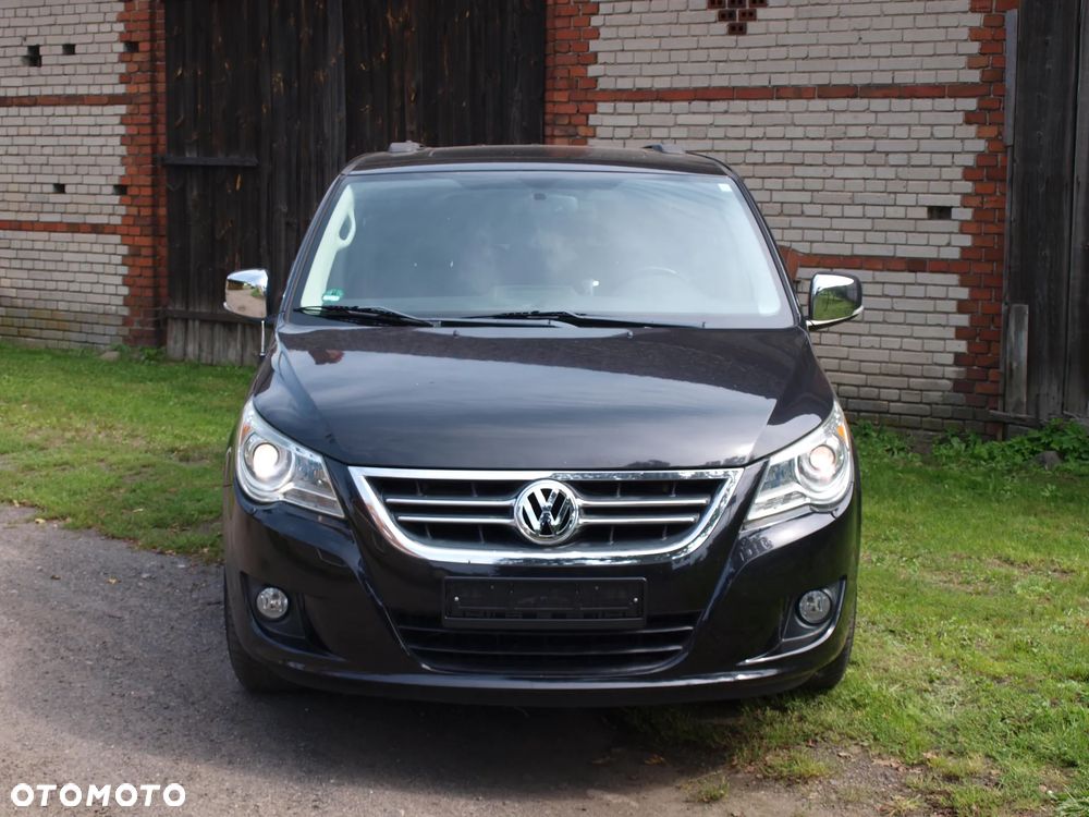 Volkswagen Routan - 9