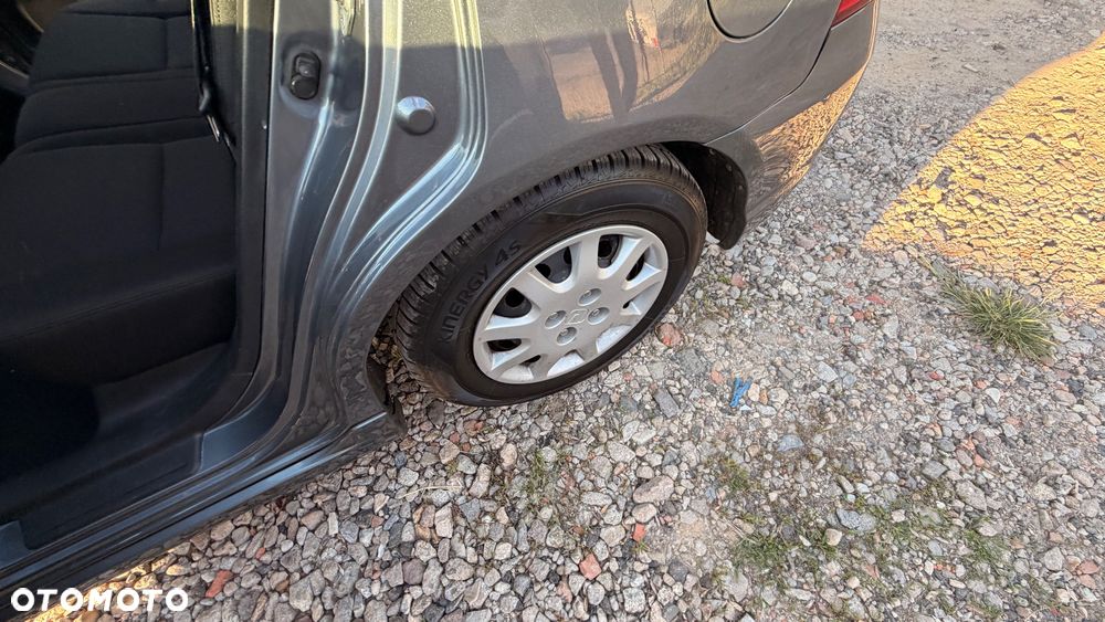 Honda Civic 1.4i Extra Edition - 12