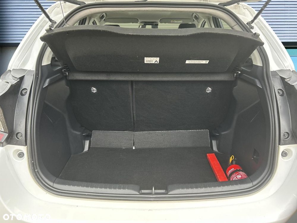 Toyota Yaris - 11