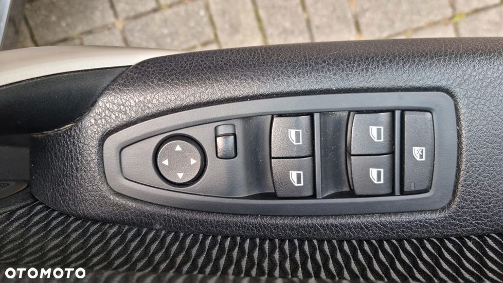 BMW Seria 1 118i Sport Line - 23
