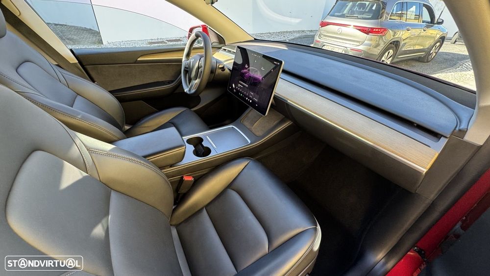 Tesla Model Y Tração Traseira - 22