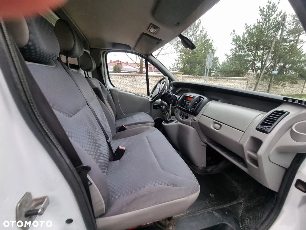 Renault Trafic - 11