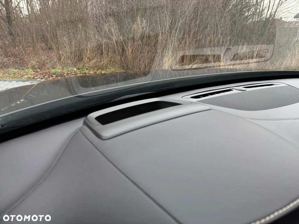 Volvo XC 90 T6 AWD Geartronic RDesign - 27