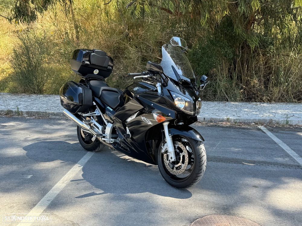 Yamaha FJR - 1