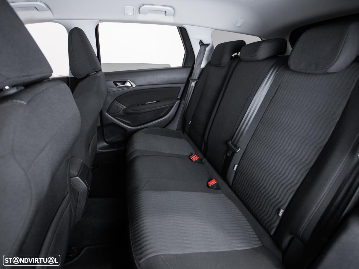 Peugeot 308 SW - 7