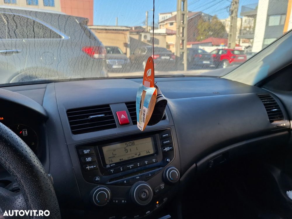 Honda Accord 2.0i Comfort - 5