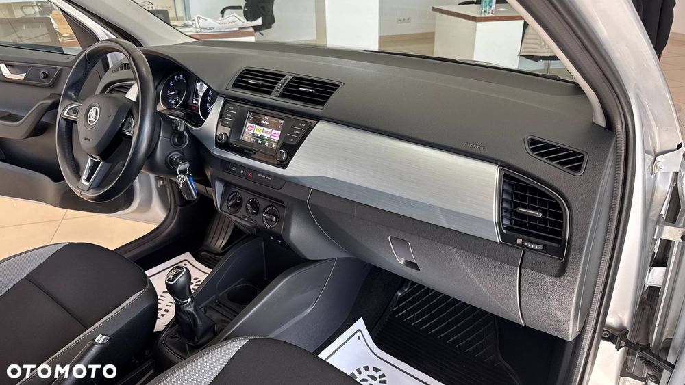 Skoda Fabia 1.2 TSI Cool Edition - 34