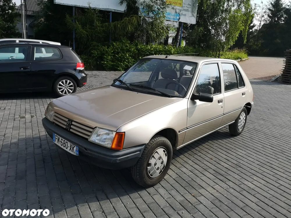 Peugeot 205 1.1 GL - 1