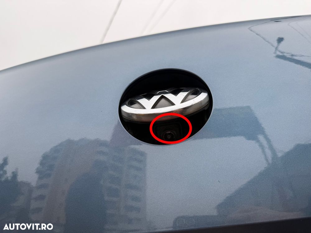 Volkswagen Passat Variant 1.6 TDI SCR DSG Business - 11