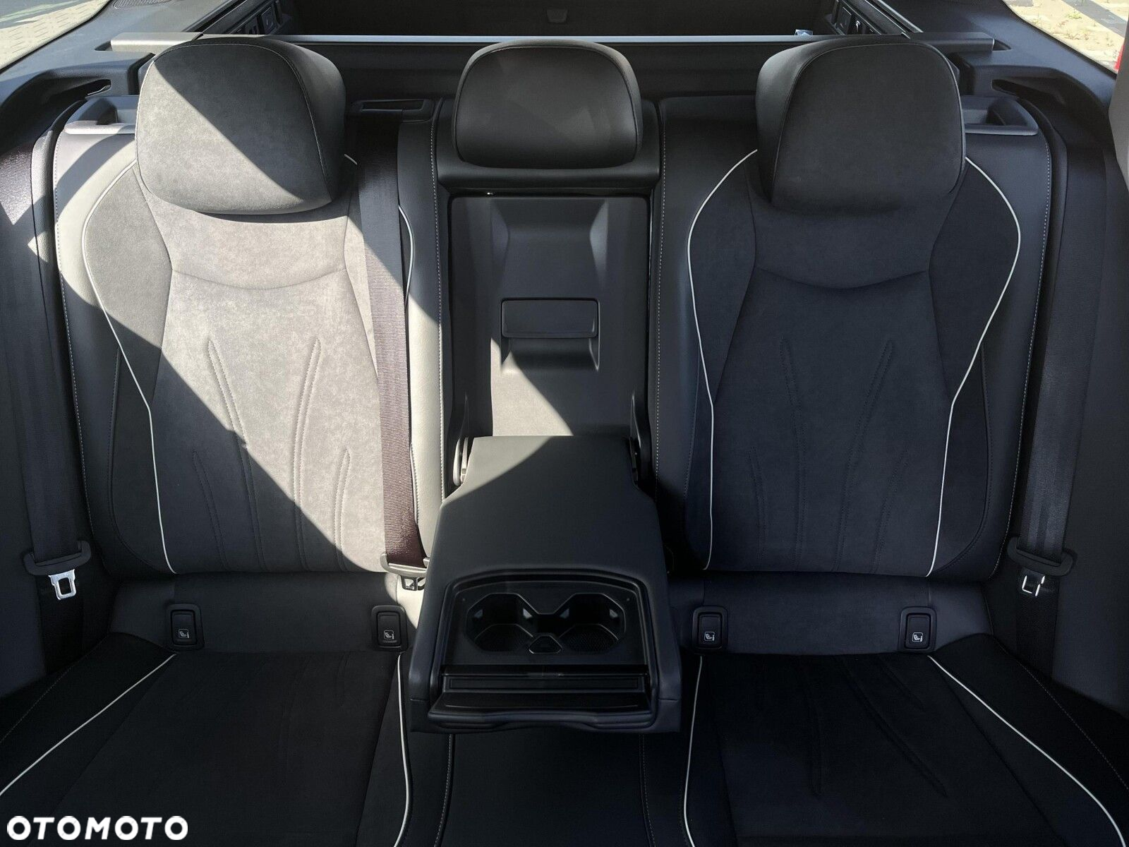 Volkswagen Passat - 28