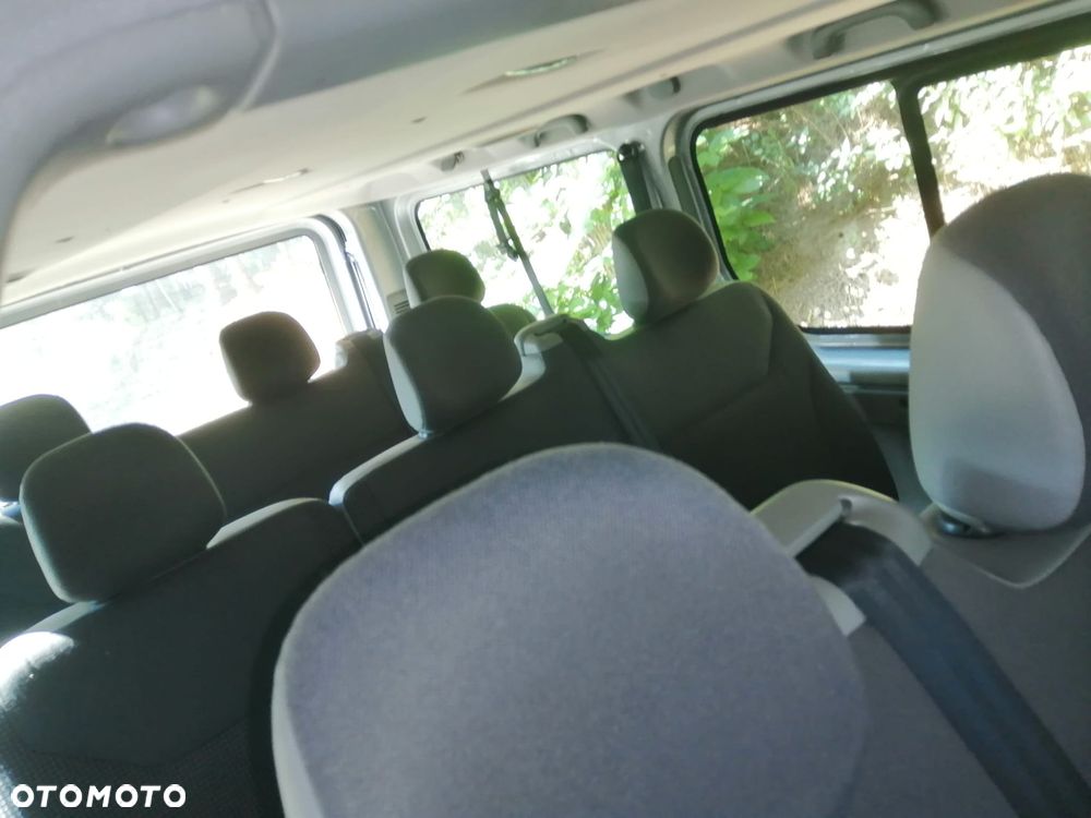 Opel Vivaro L2H1 2.9t - 4
