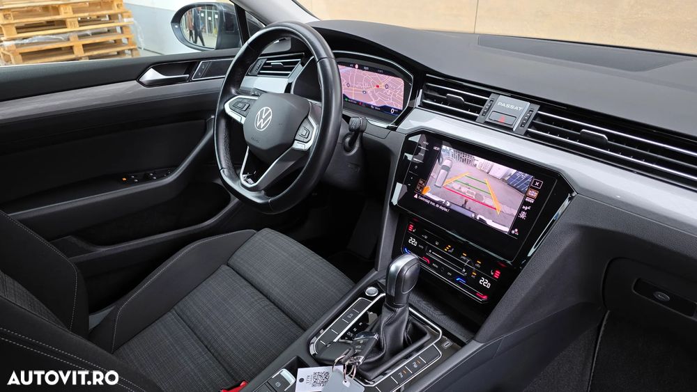 Volkswagen Passat Variant 2.0 TDI SCR DSG Business - 7