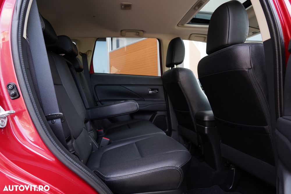 Mitsubishi Outlander 2.2 DI-D 4WD Automatik Diamant Edition - 15